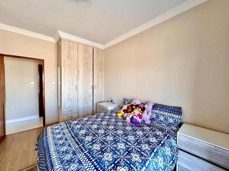 7 Bedroom Property for Sale in Kosmos Ridge North West